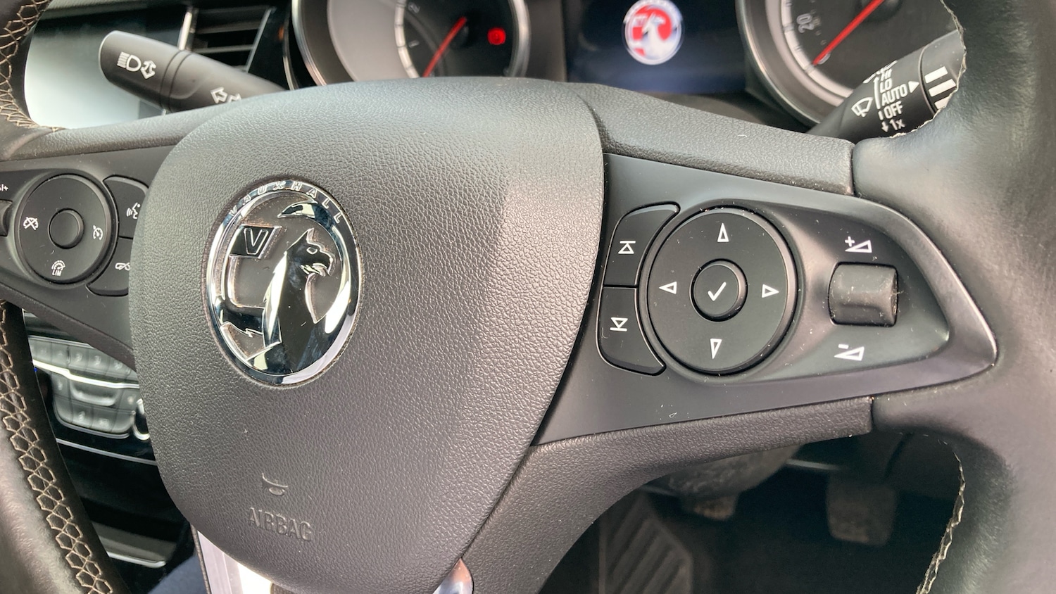 Used Vauxhall Astra 2018 for sale - 76504833: Photo 40