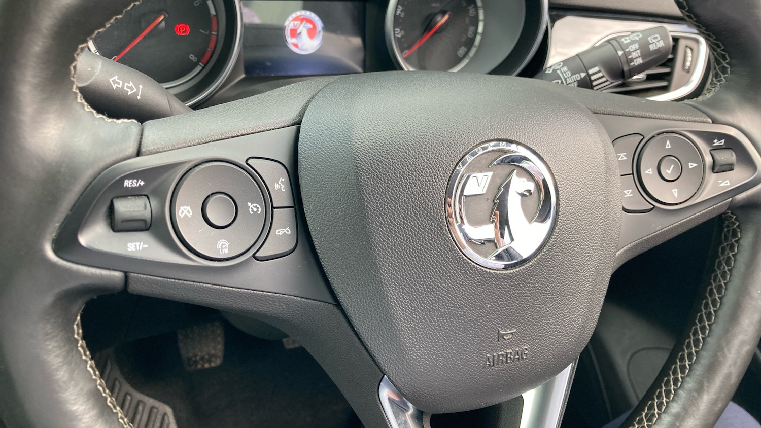 Used Vauxhall Astra 2018 for sale - 76504833: Photo 41