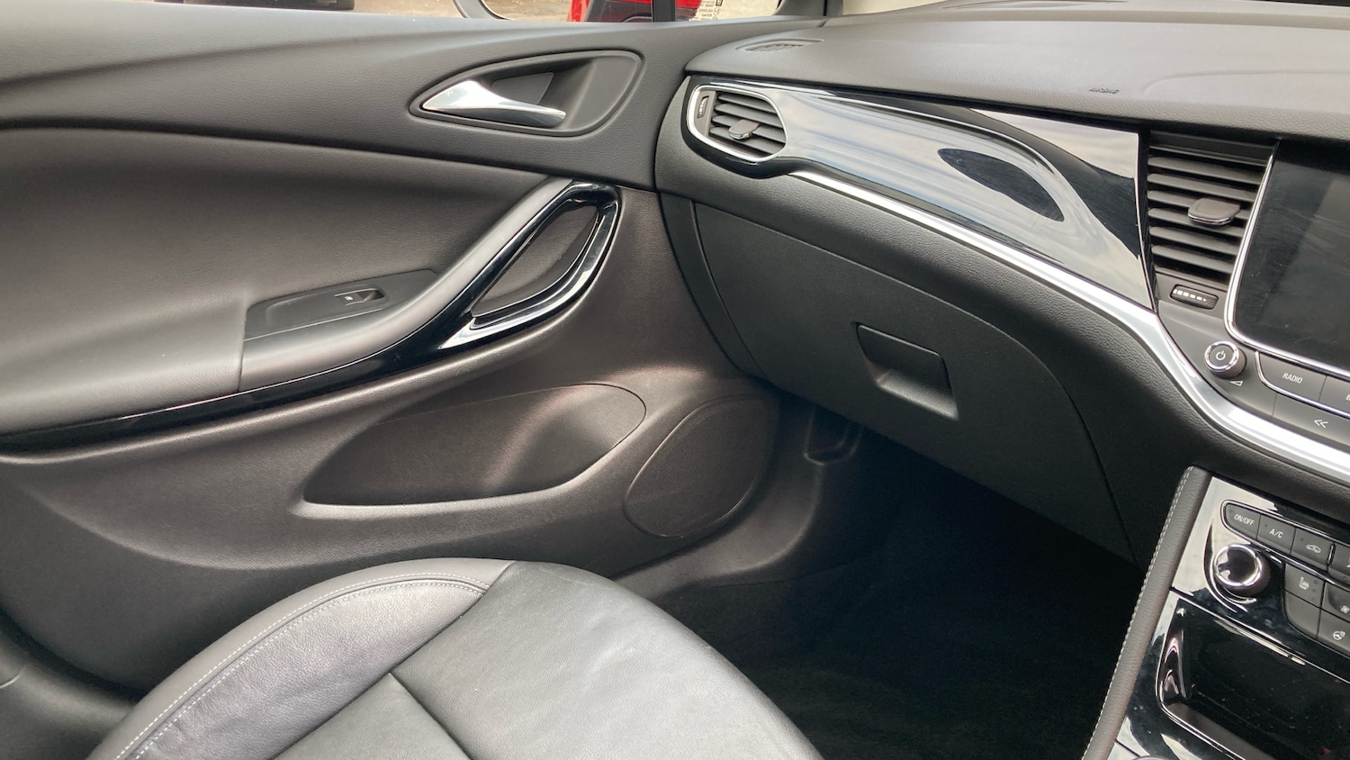 Used Vauxhall Astra 2018 for sale - 76504833: Photo 44