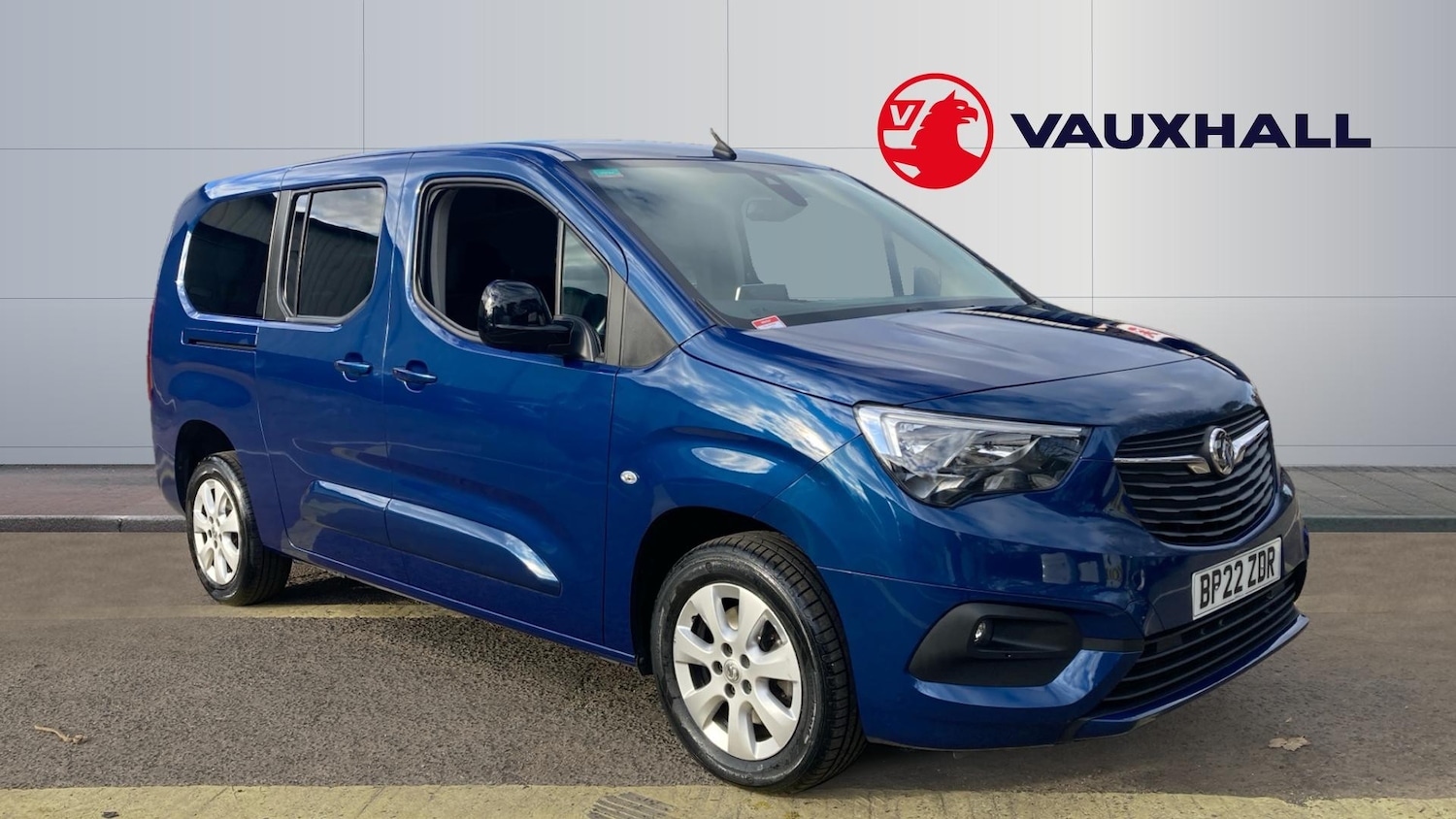 Used Vauxhall Combo Life 2022 for sale - 76605459: Photo 1