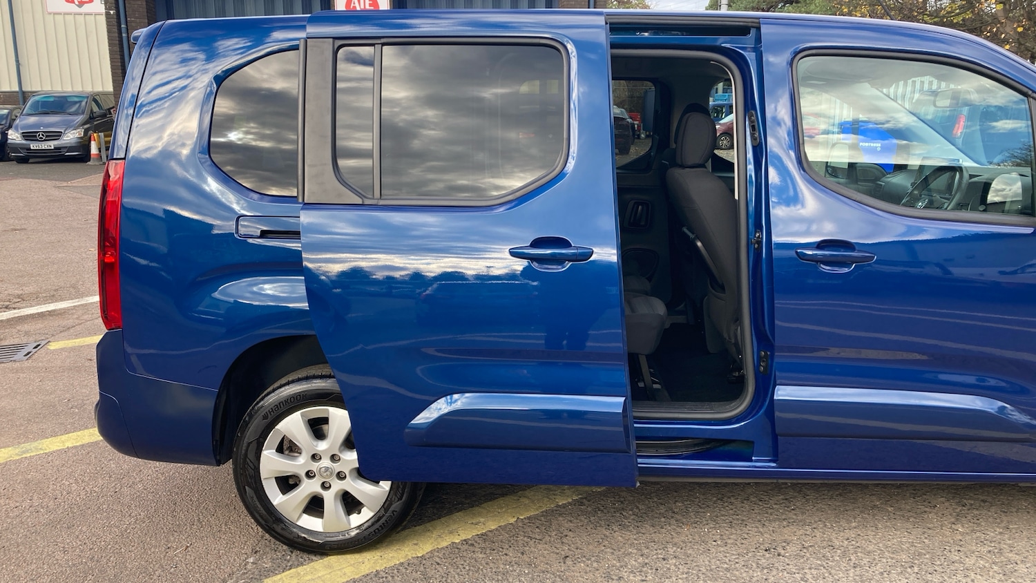 Used Vauxhall Combo Life 2022 for sale - 76605459: Photo 34