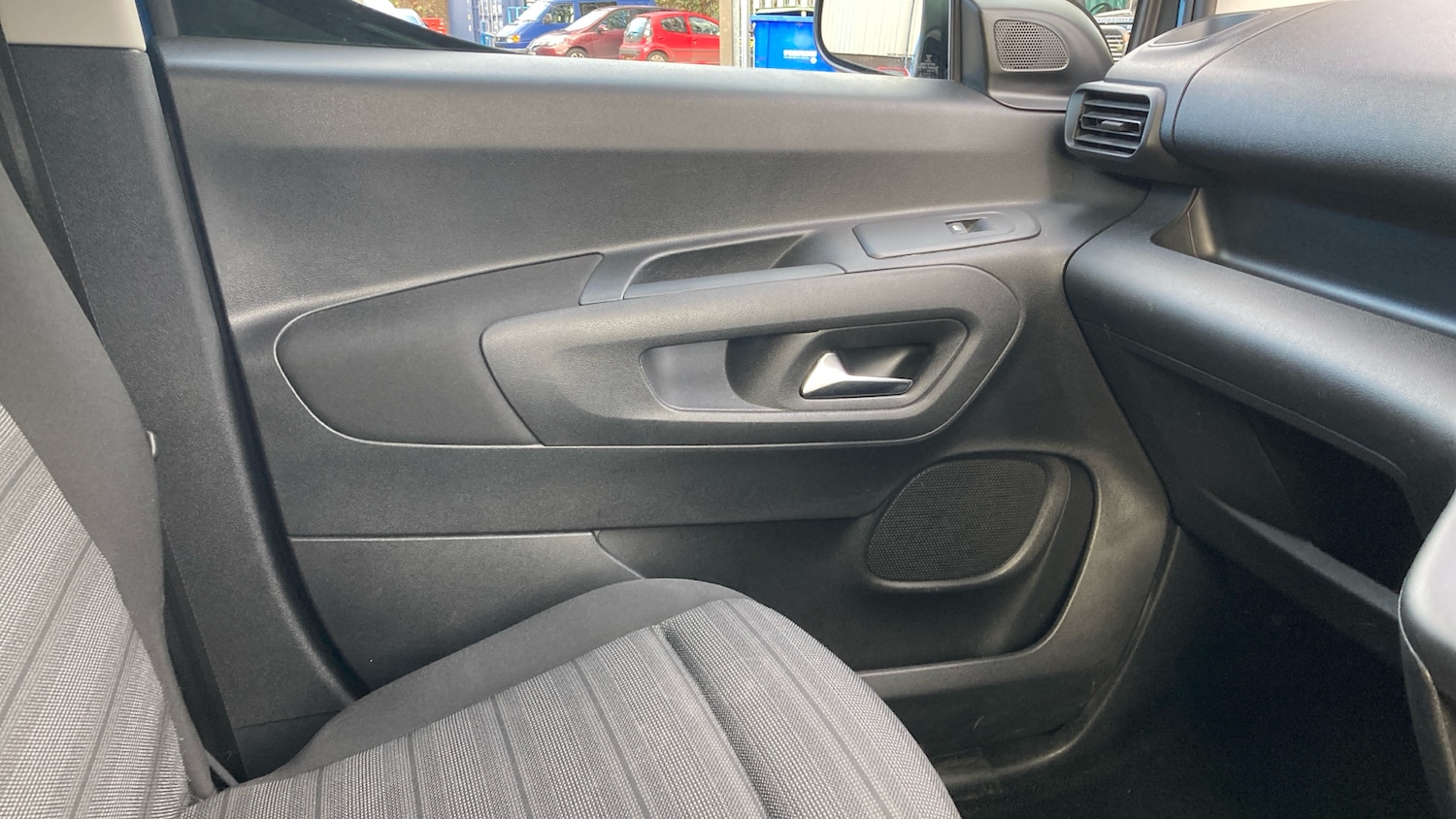 Used Vauxhall Combo Life 2022 for sale - 76605459: Photo 44