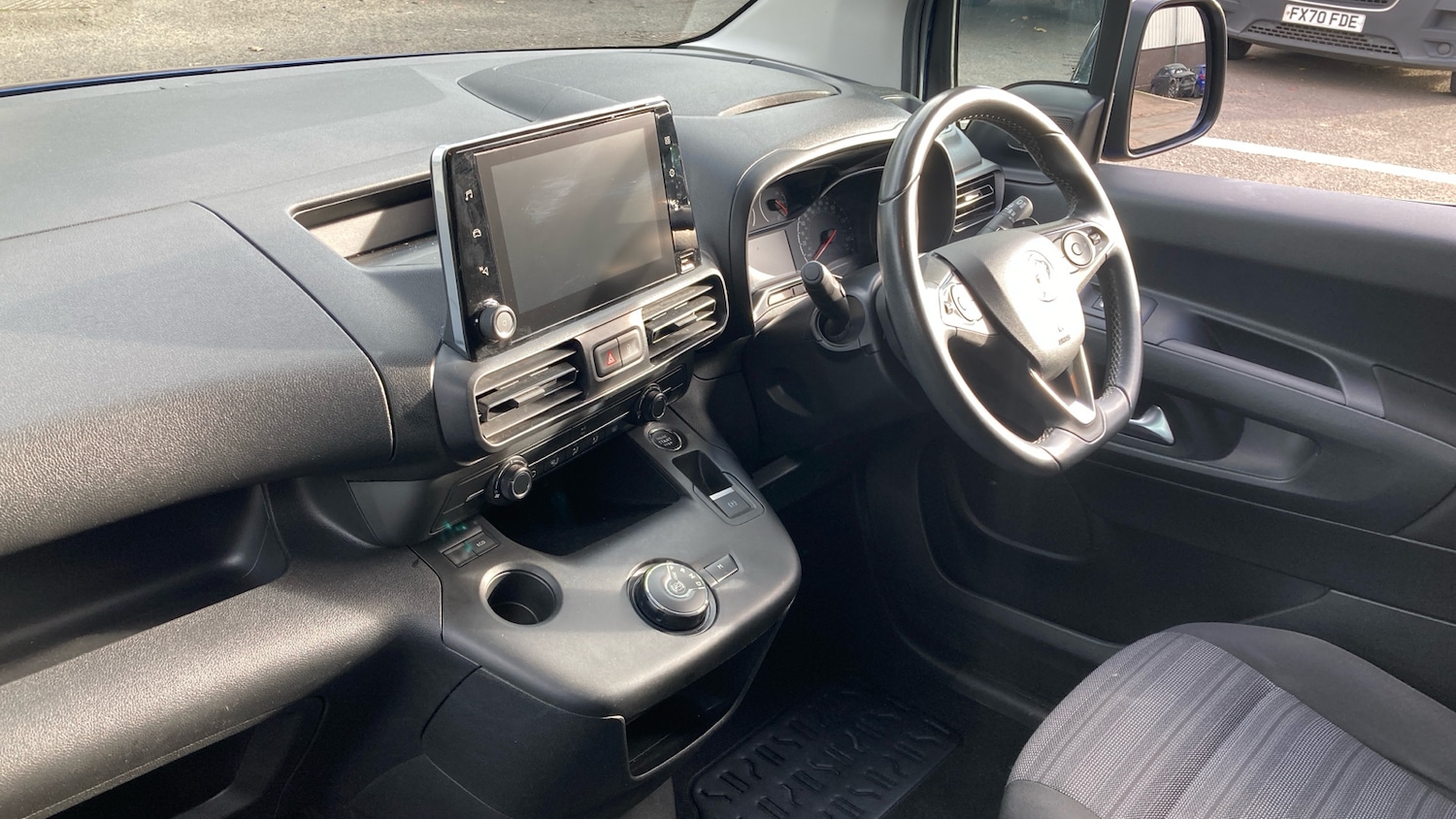 Used Vauxhall Combo Life 2022 for sale - 76605459: Photo 9