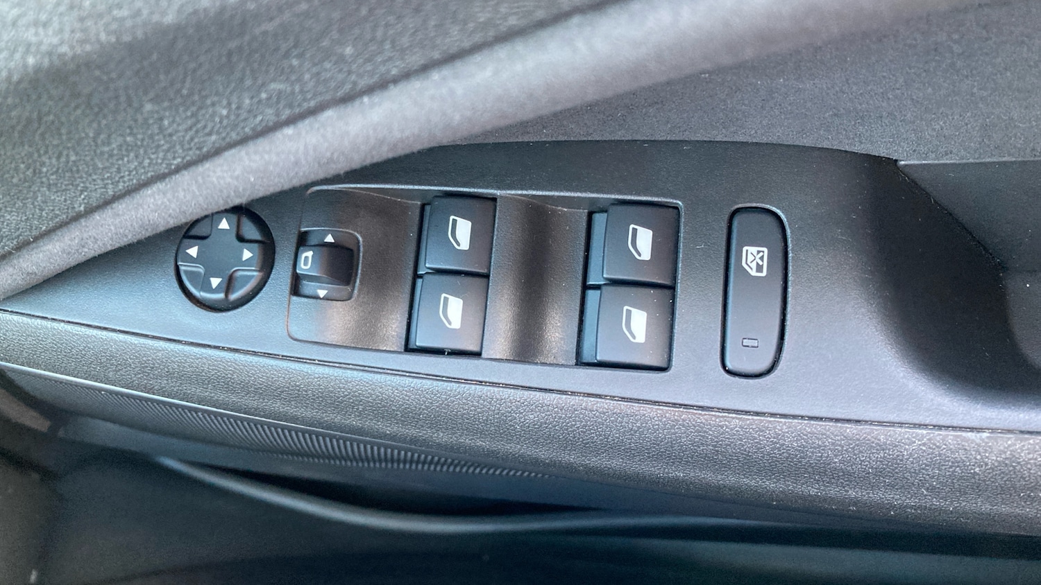 Used Vauxhall Crossland 2022 for sale - 76329874: Photo 26