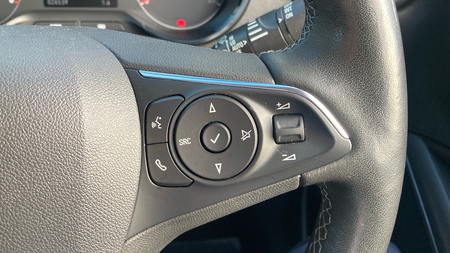 Used Vauxhall Crossland 2022 for sale - 76329874: Photo 30