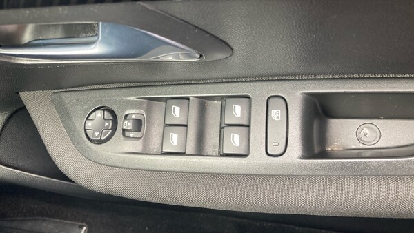 Used Peugeot 208 2023 for sale - 76065914: Photo 23