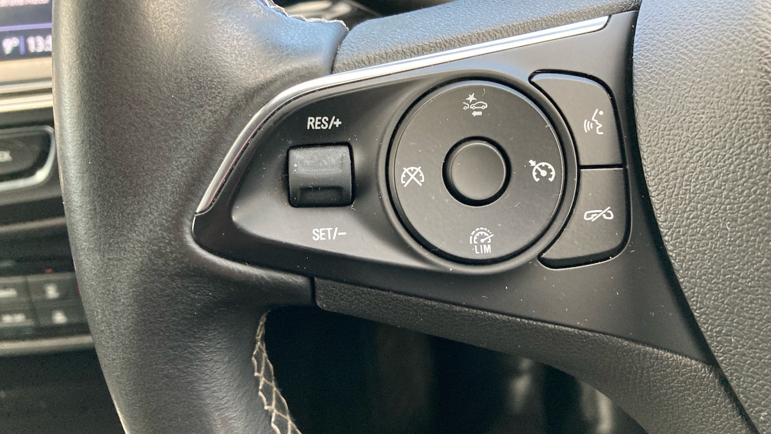 Used Vauxhall Insignia 2019 for sale - 76969687: Photo 21