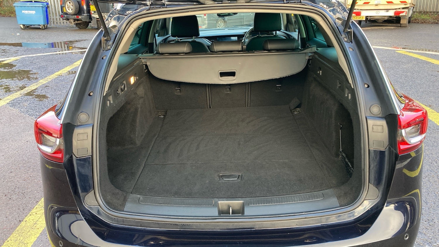 Used Vauxhall Insignia 2019 for sale - 76969687: Photo 4