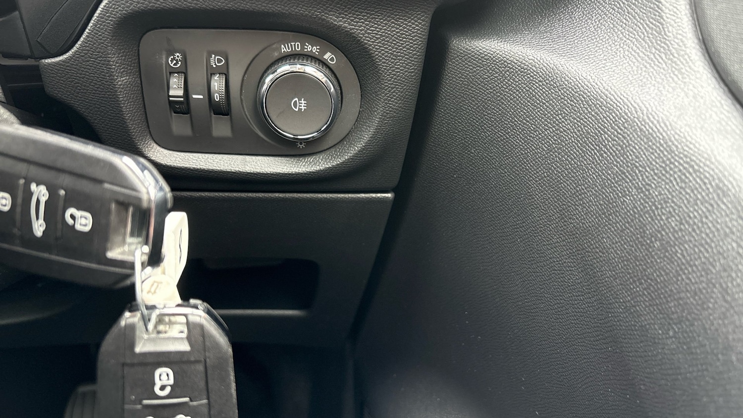 Used Vauxhall Corsa 2023 for sale - 76662925: Photo 24