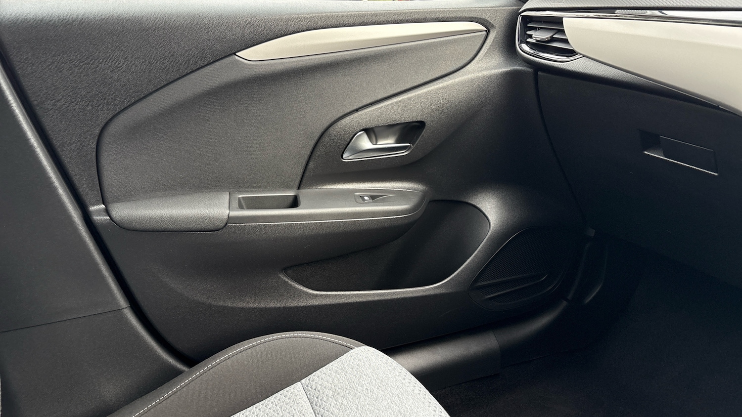 Used Vauxhall Corsa 2023 for sale - 76662925: Photo 36