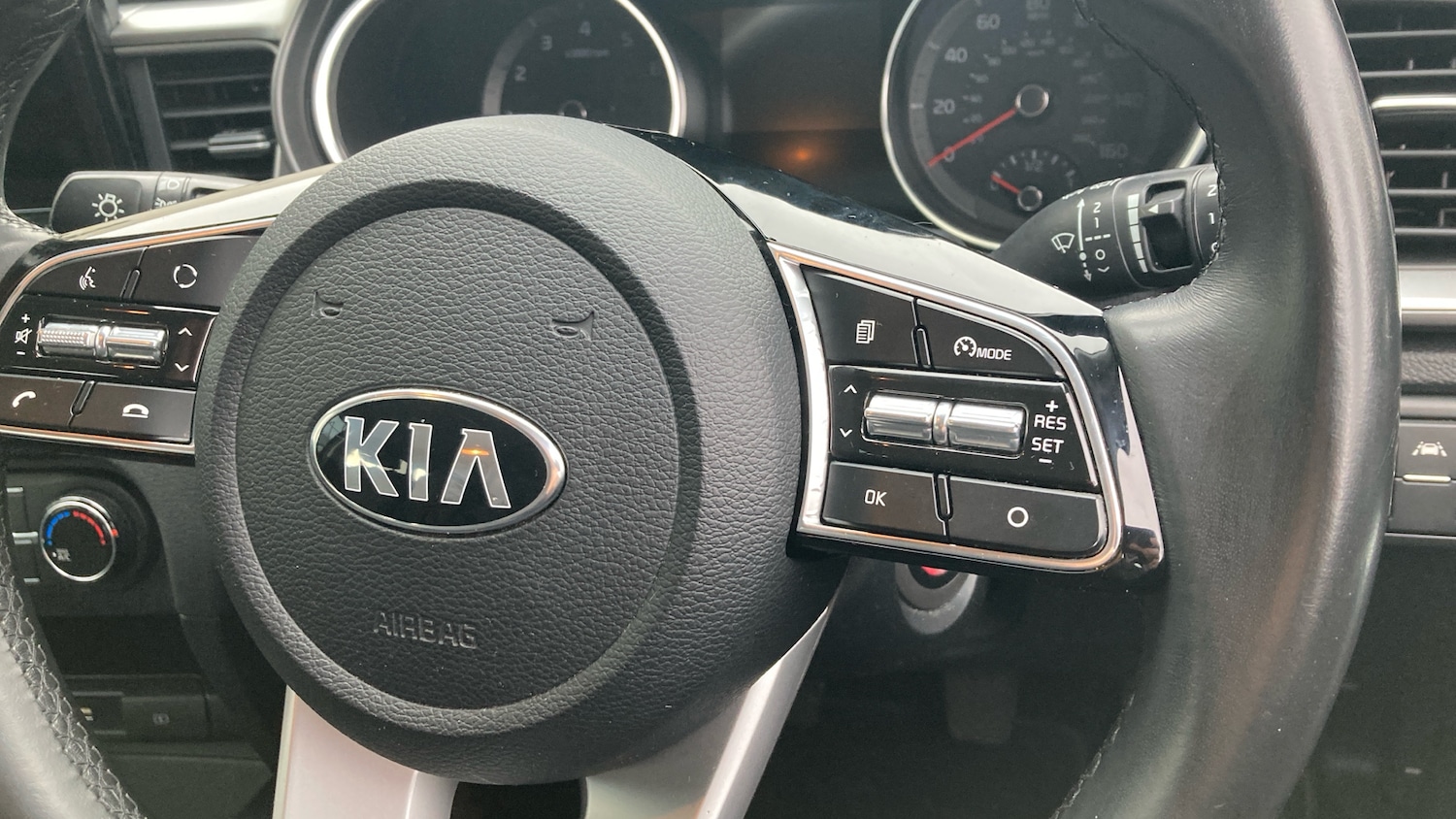 Used Kia Ceed 2020 for sale - 77528530: Photo 40