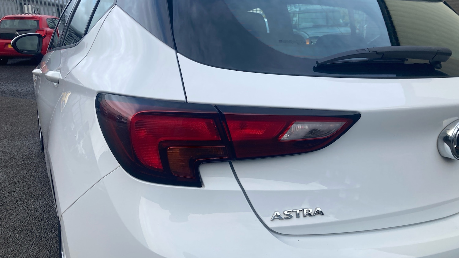 Used Vauxhall Astra 2017 for sale - 77208811: Photo 32