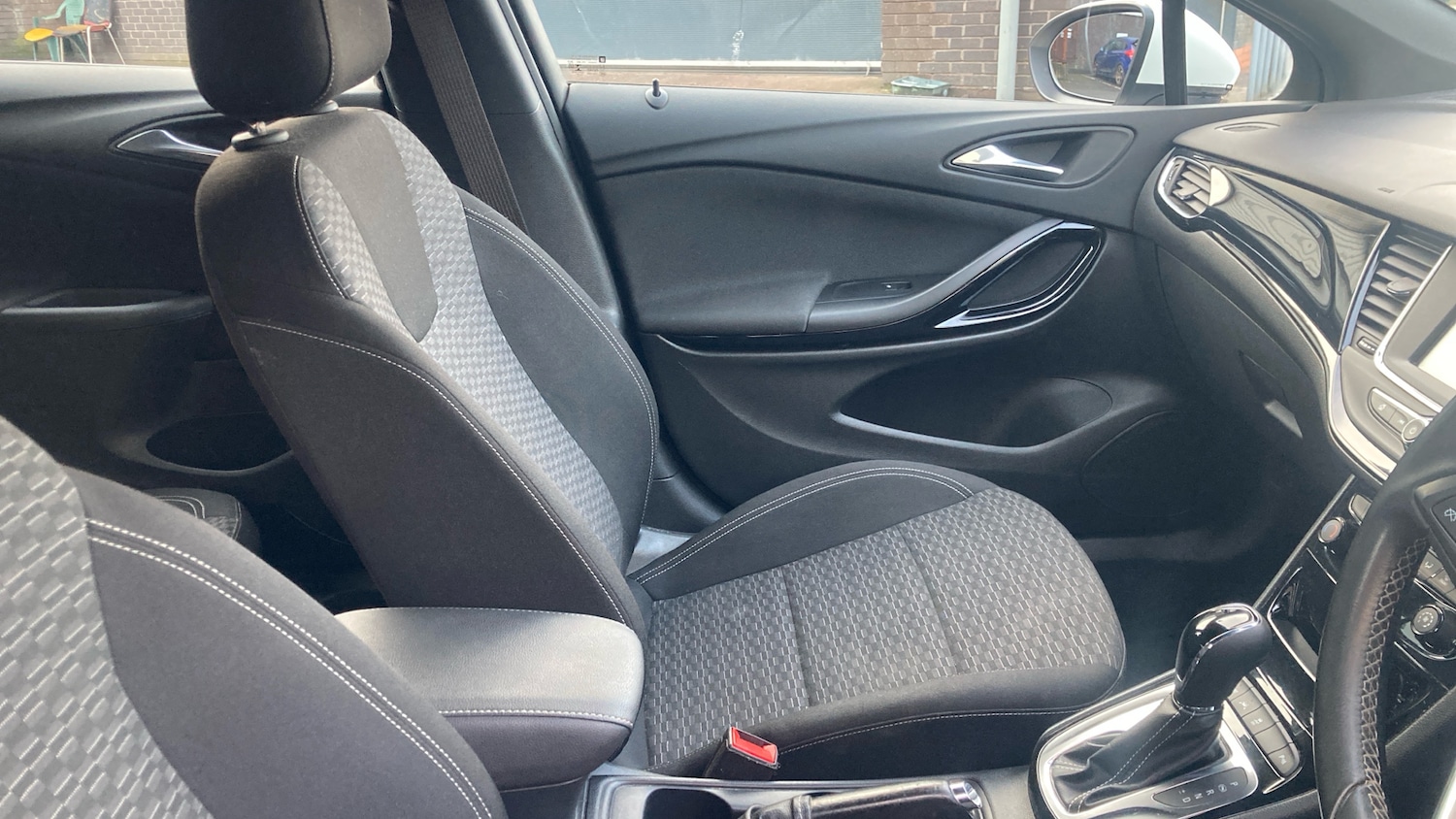 Used Vauxhall Astra 2017 for sale - 77208811: Photo 35