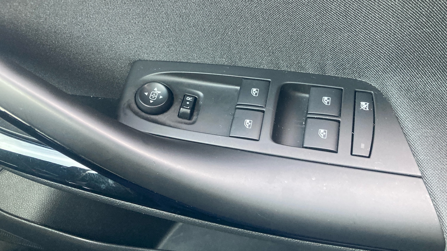 Used Vauxhall Astra 2017 for sale - 77208811: Photo 36