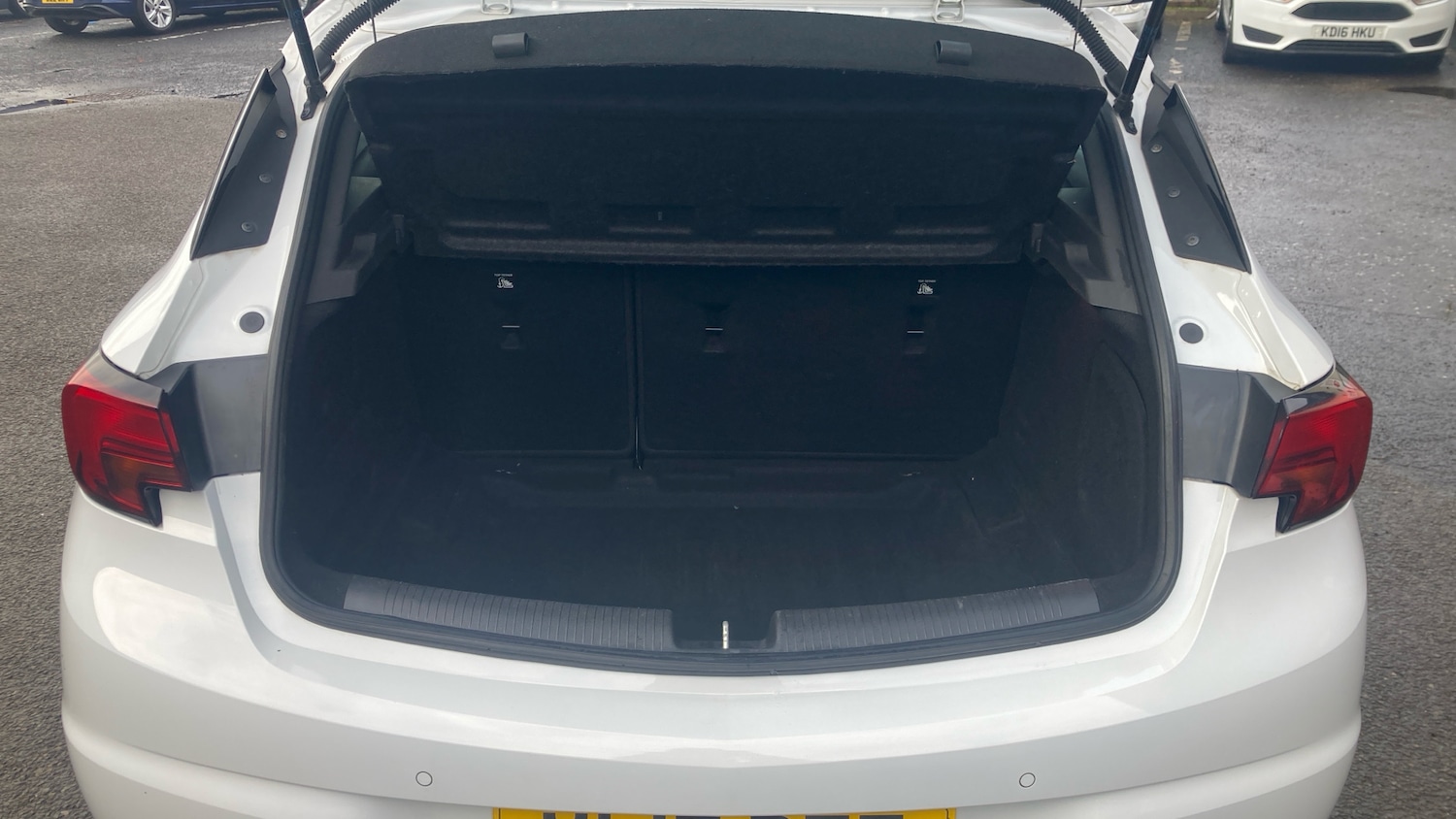 Used Vauxhall Astra 2017 for sale - 77208811: Photo 4