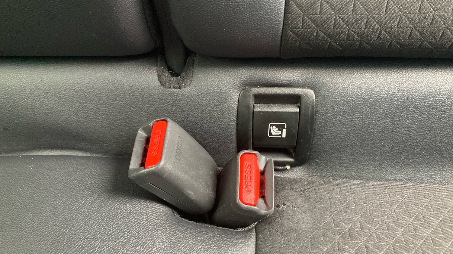 Used Nissan Juke 2022 for sale - 76736397: Photo 17