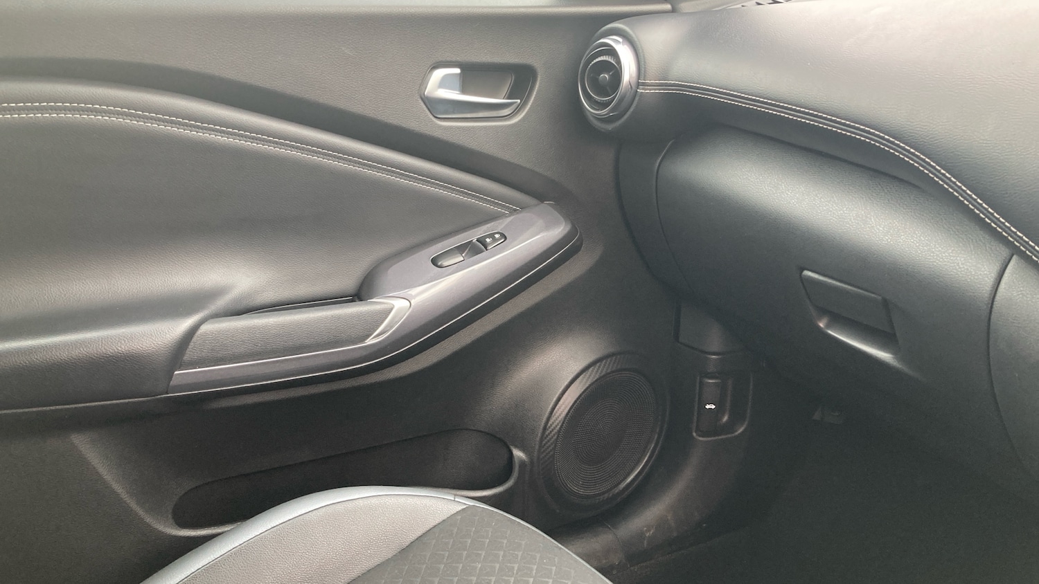 Used Nissan Juke 2022 for sale - 76736397: Photo 54