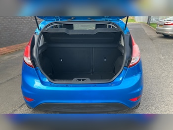 Used Ford Fiesta 2014 for sale - 78040186: Photo