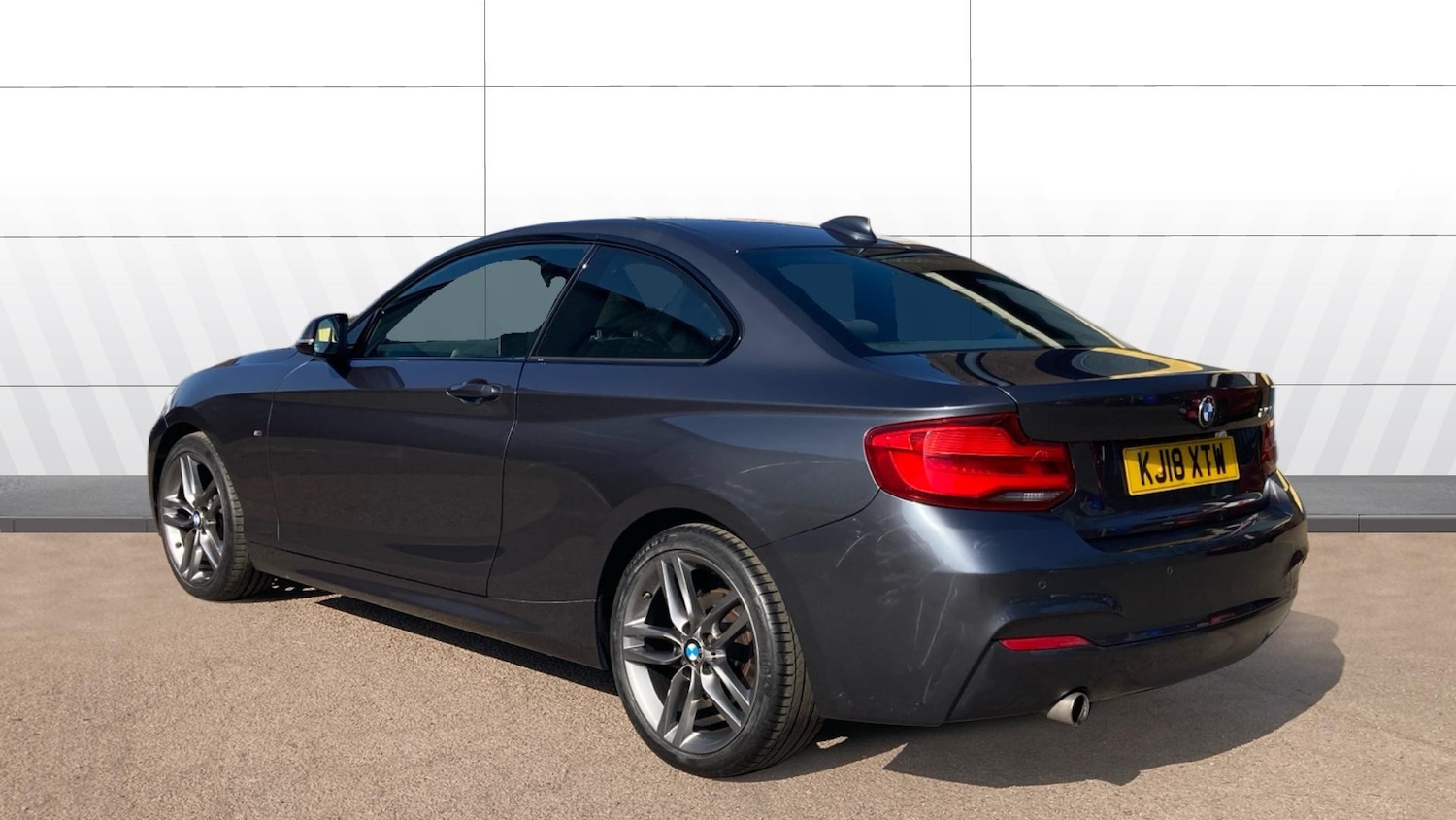 Used BMW 2 Series 2018 for sale - 77804363: Photo 2