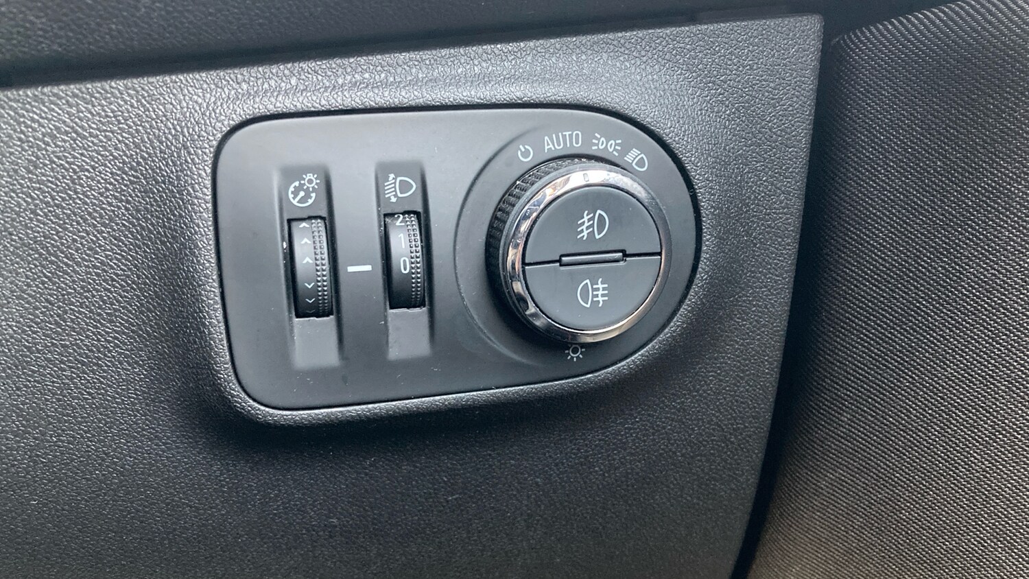 Used Vauxhall Corsa 2019 for sale - 77418242: Photo 32