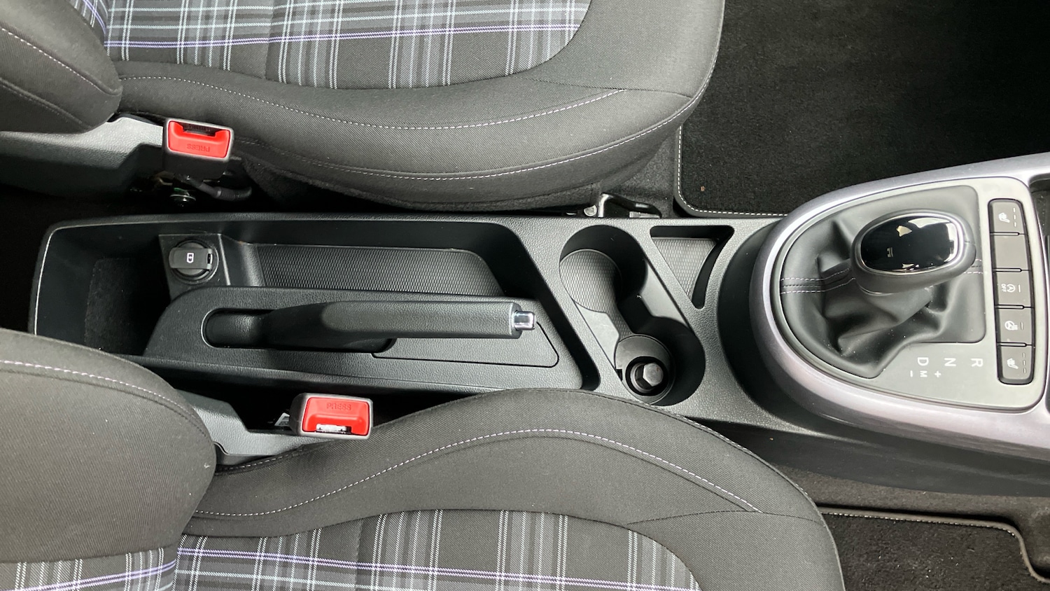 Used Hyundai i10 2024 for sale - 77461582: Photo 37