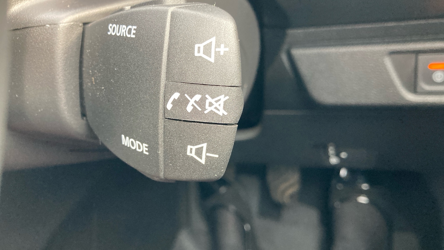 Used Dacia Sandero Stepway 2024 for sale - 76142330: Photo 35