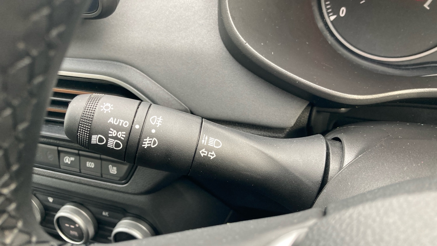 Used Dacia Sandero Stepway 2024 for sale - 76142330: Photo 36