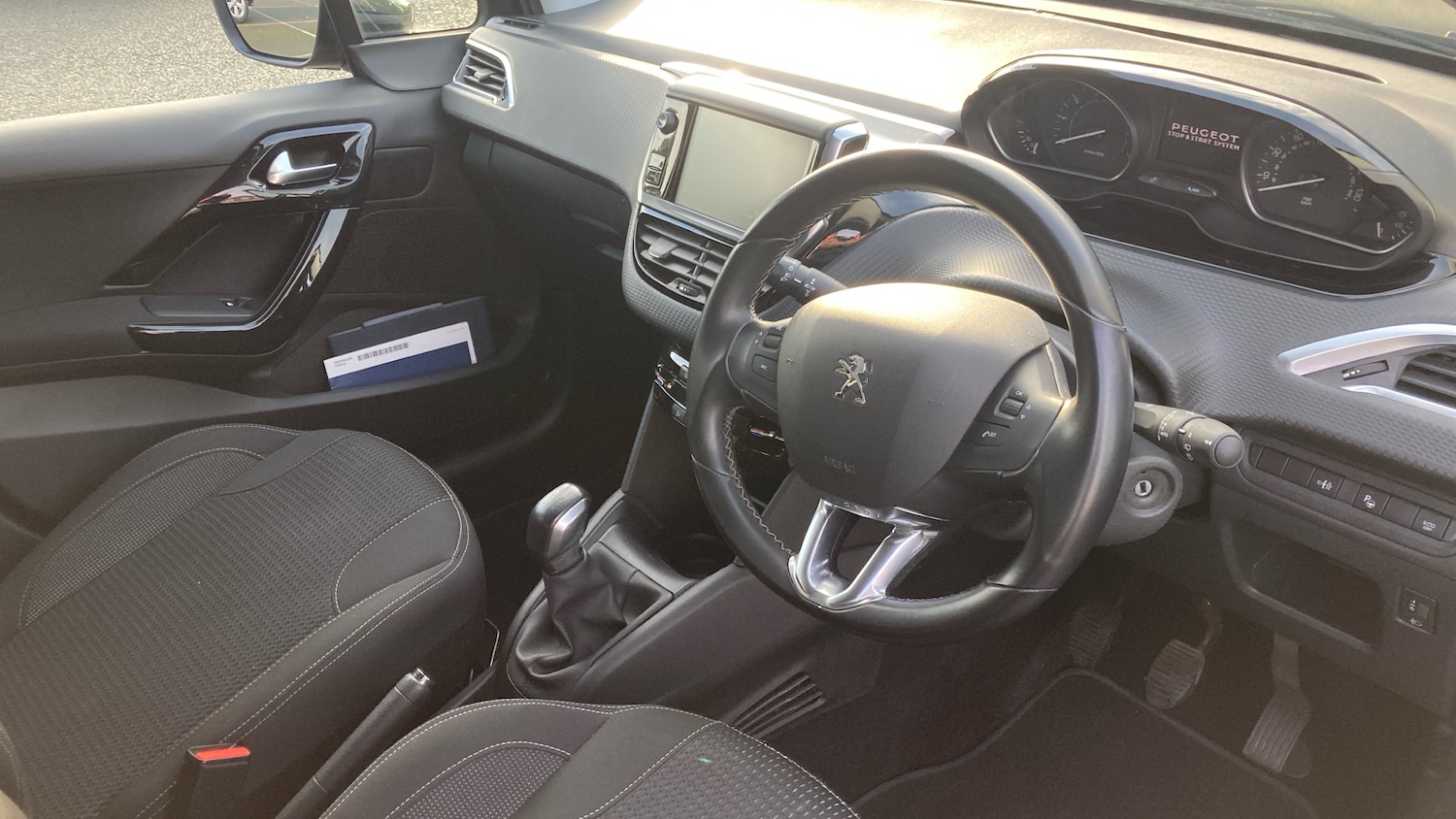 Used Peugeot 208 2019 for sale - 76908423: Photo 11