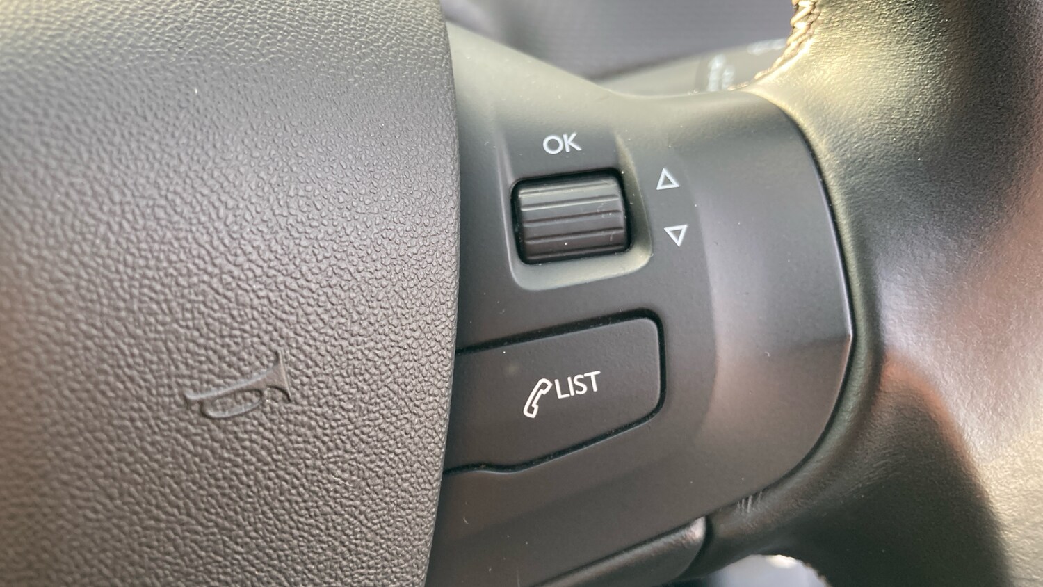 Used Peugeot 208 2019 for sale - 76908423: Photo 21