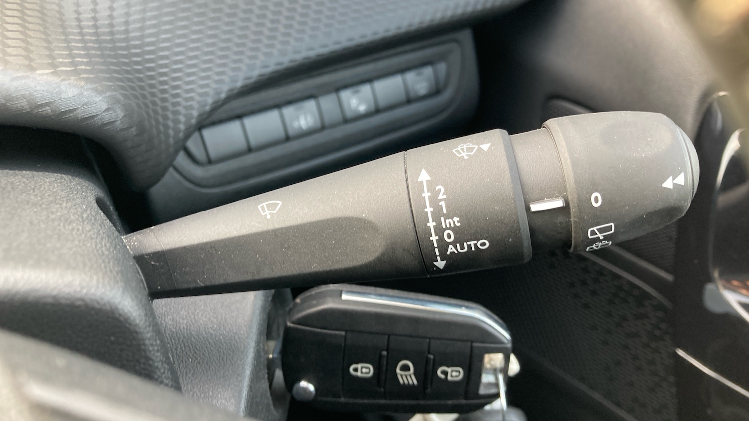 Used Peugeot 208 2019 for sale - 76908423: Photo 40