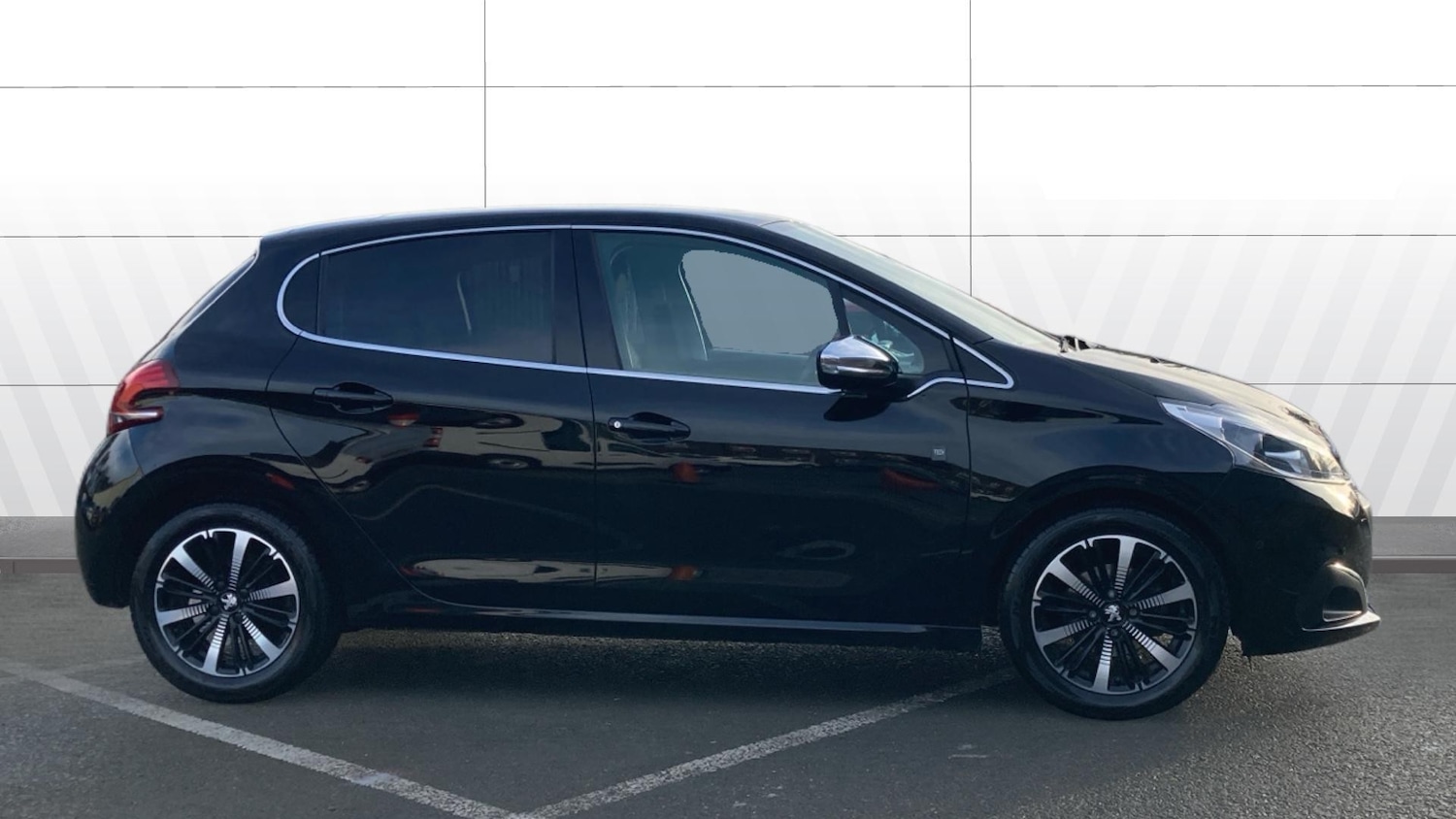 Used Peugeot 208 2019 for sale - 76908423: Photo 5