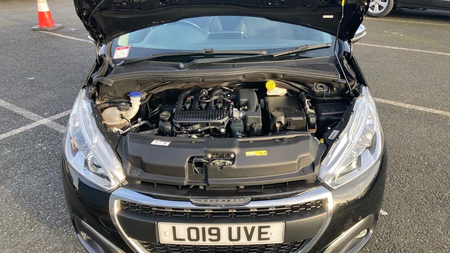 Used Peugeot 208 2019 for sale - 76908423: Photo 8