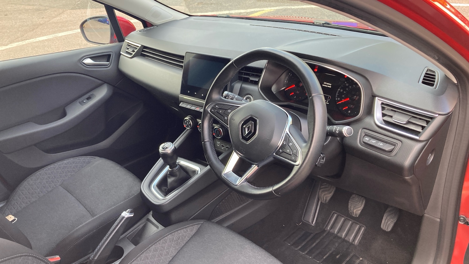 Used Renault Clio 2020 for sale - 76299706: Photo 11