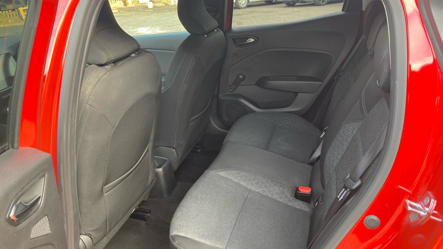 Used Renault Clio 2020 for sale - 76299706: Photo 16