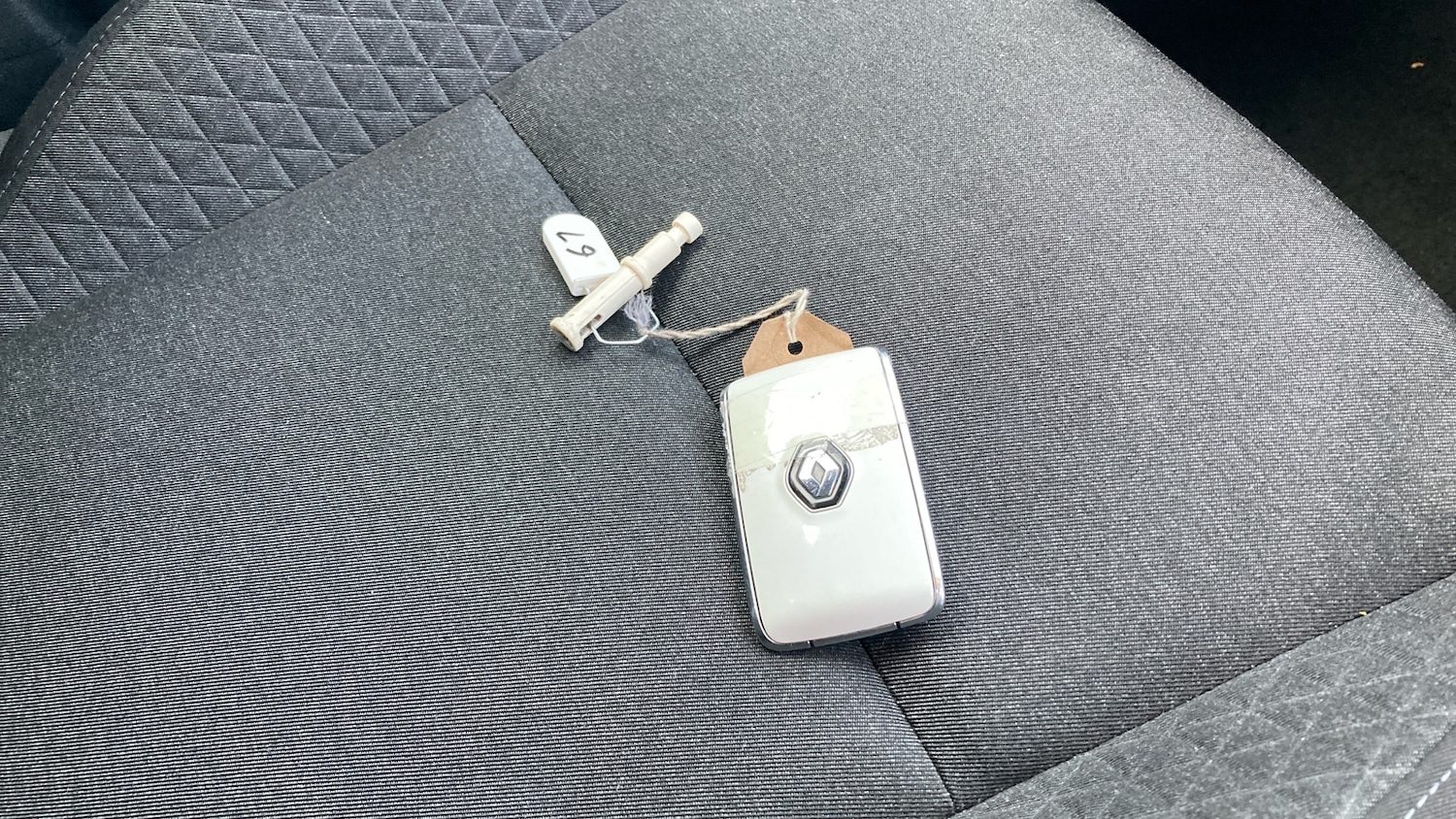 Used Renault Clio 2020 for sale - 76299706: Photo 20