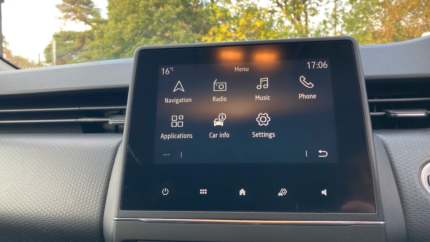 Used Renault Clio 2020 for sale - 76299706: Photo 28