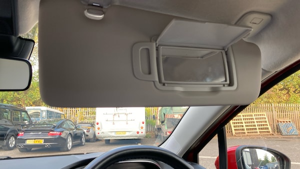 Used Renault Clio 2020 for sale - 76299706: Photo 32