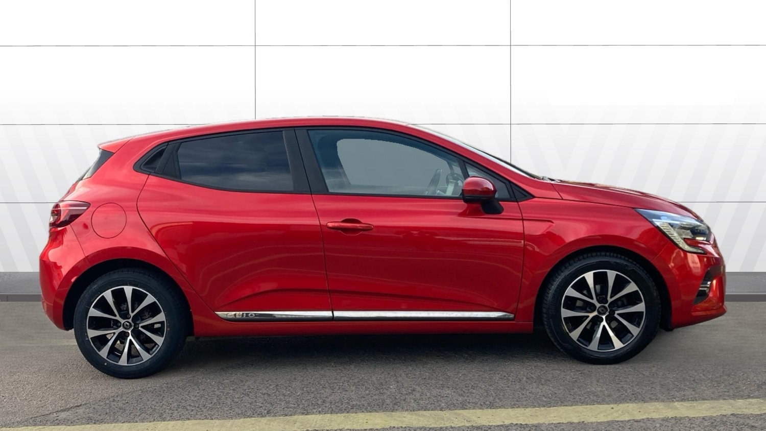 Used Renault Clio 2020 for sale - 76299706: Photo 5