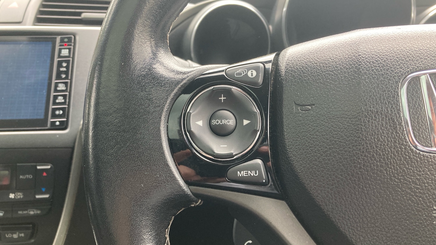 Used Honda Civic 2016 for sale - 76184289: Photo 24