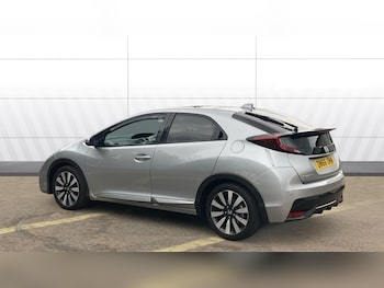 Used Honda Civic 2016 for sale - 76184289: Photo 2
