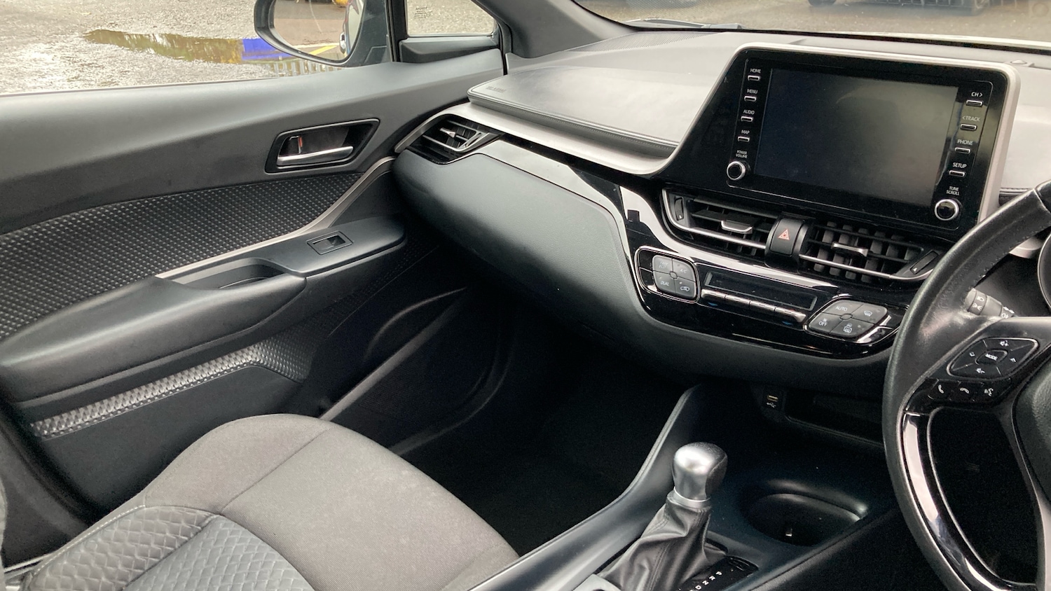 Used Toyota C-HR 2020 for sale - 76554136: Photo 14