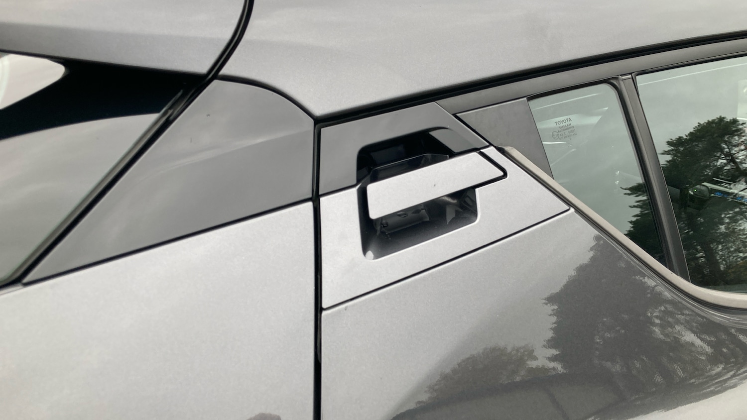 Used Toyota C-HR 2020 for sale - 76554136: Photo 27