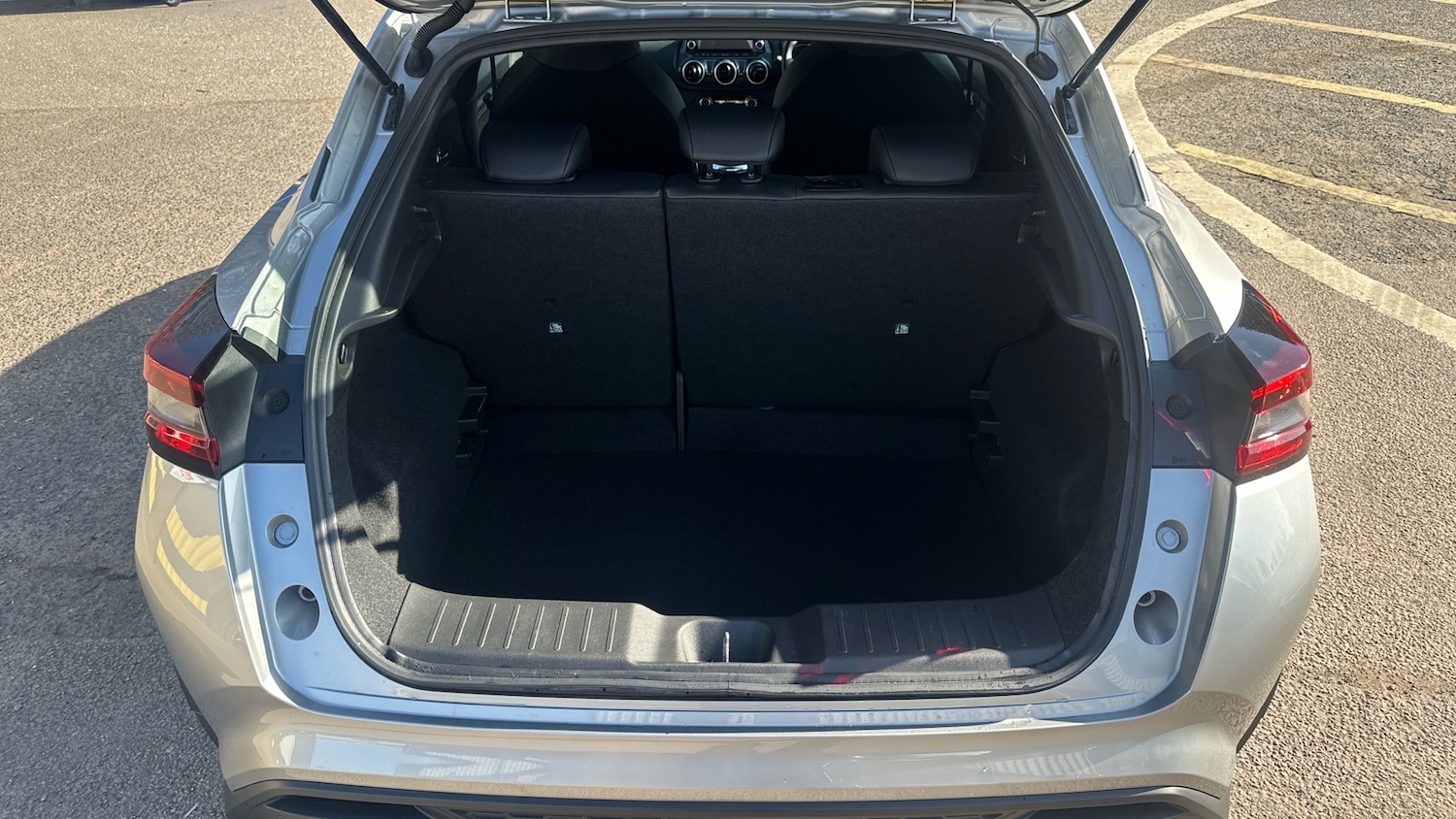 Used Nissan Juke 2023 for sale - 77962163: Photo 4