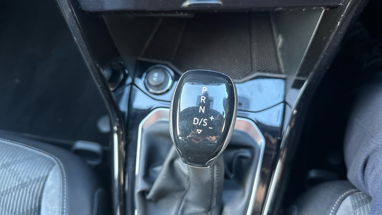 Used Volkswagen T-Roc 2022 for sale - 76979335: Photo 33