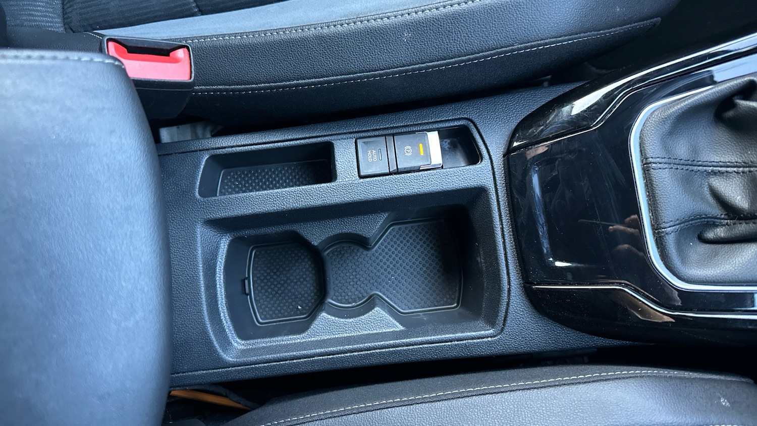 Used Volkswagen T-Roc 2022 for sale - 76979335: Photo 34