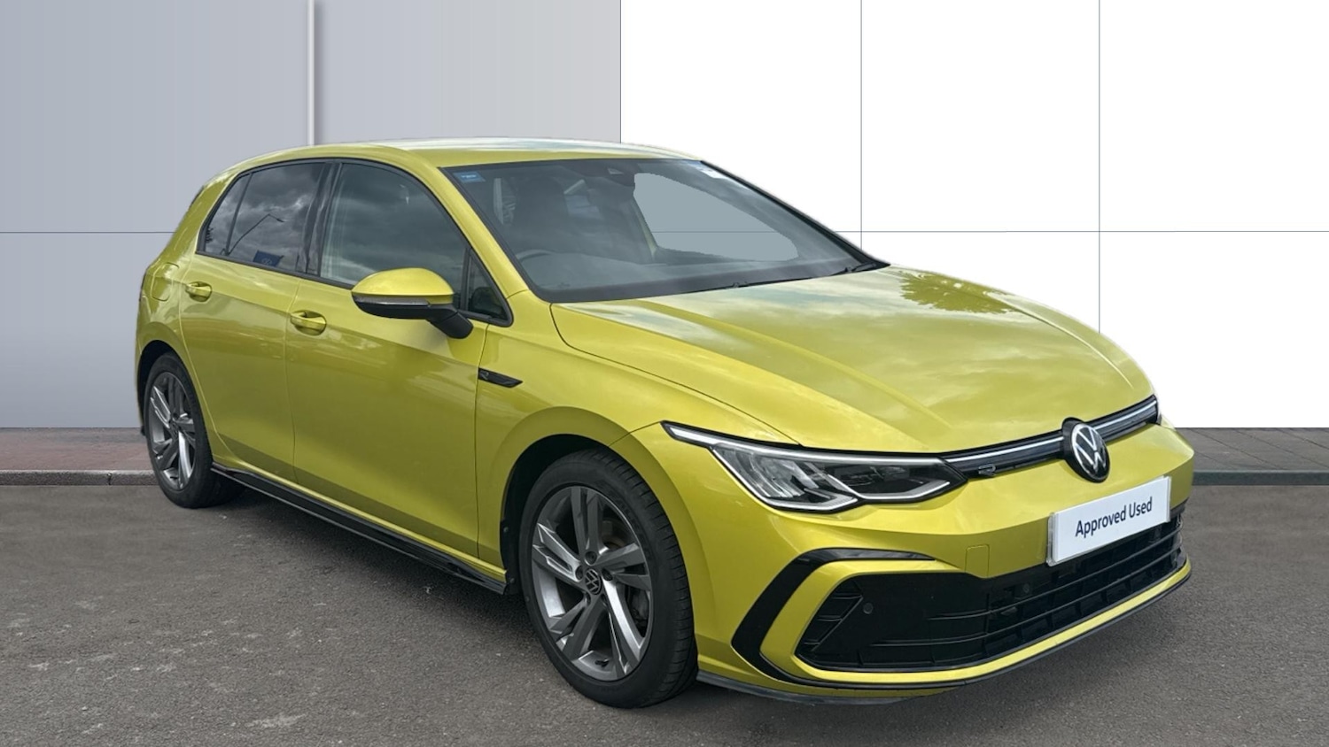 Used Volkswagen Golf 2021 for sale - 76415705: Photo 1