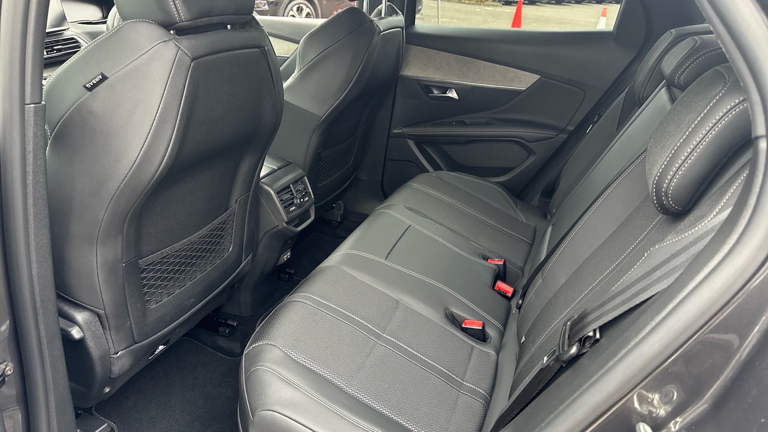 Used Peugeot 3008 2023 for sale - 76415699: Photo 16