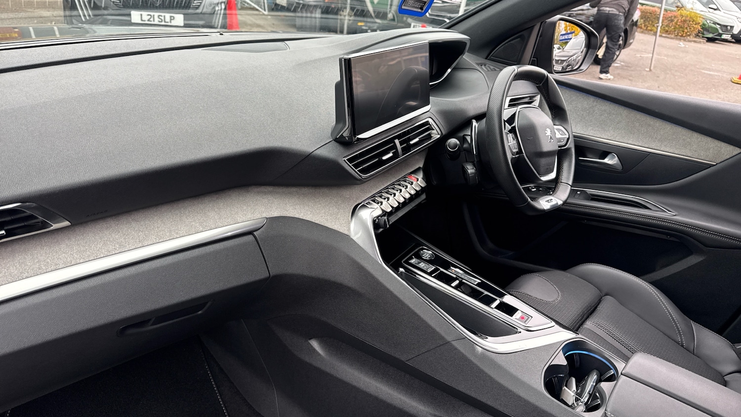 Used Peugeot 3008 2023 for sale - 76415699: Photo 9