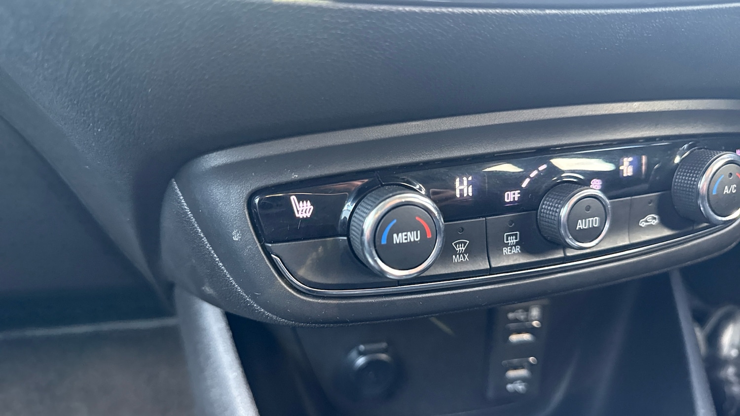 Used Vauxhall Crossland 2022 for sale - 77077256: Photo 39