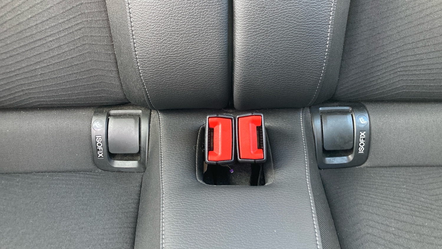 Used Vauxhall ADAM 2018 for sale - 76222121: Photo 17